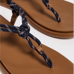 Sperry isla rope sandal in navy (8)